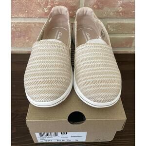 WOMEN’S CLARKS CLOUDSTEPPERS BREEZE STEP II SLIP ON SNEAKERS 7.5 SAND SABLE NWT
